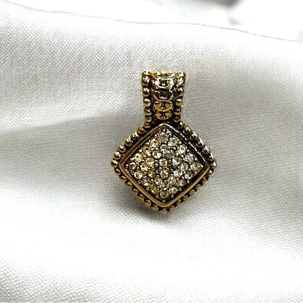 DIAMOND SHAPE RHINESTONE STUDDED GOLD TONE STATEMENT PENDANT